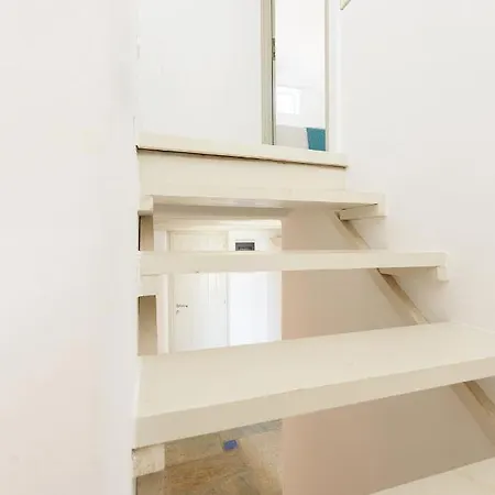 Thalatta Paros * Chrisi Akti (Paros)