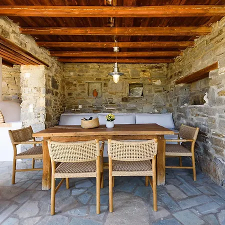 Thalatta Paros Willa Chrisi Akti (Paros)