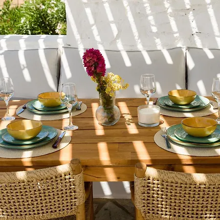 Thalatta Paros Villa *