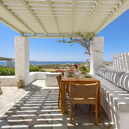 Thalatta Paros Villa