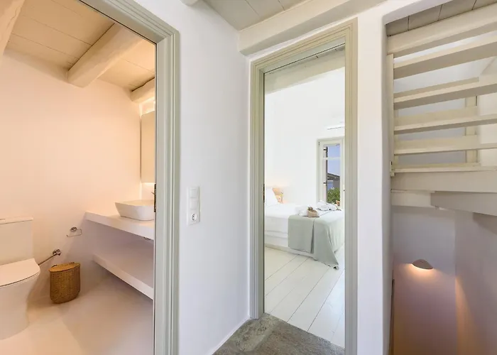 Thalatta Paros Chrisi Akti (Paros)