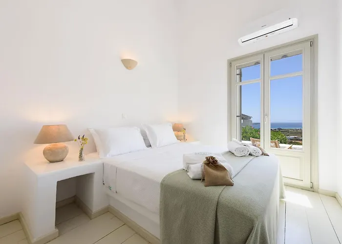 Thalatta Paros * Chrisi Akti (Paros)